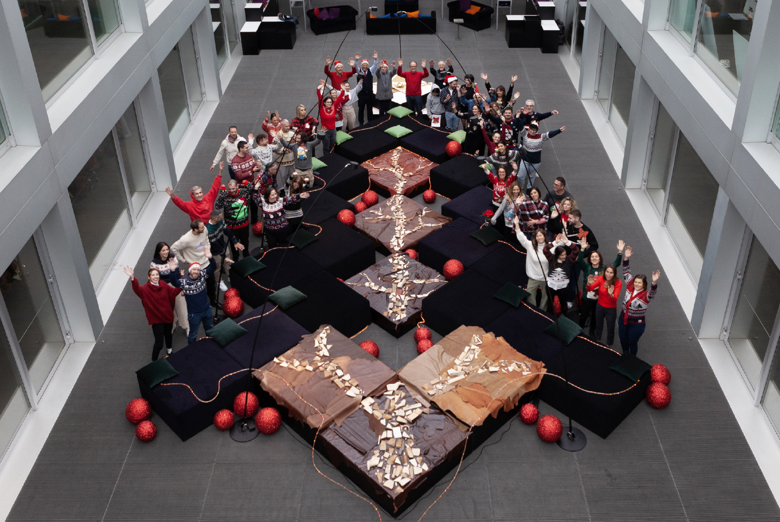 IDD-NFT-MERRY-CHRISTMAS-2022-WEB-03